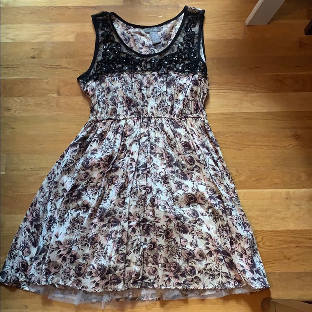 Floral mini dress